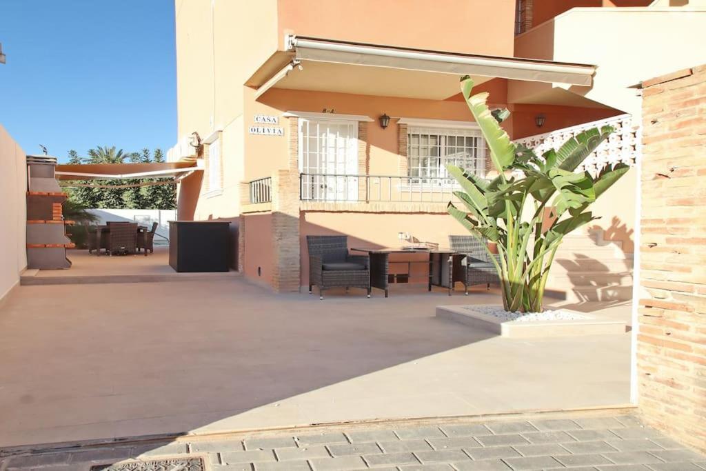 Willa Casa Olivia With Pool Heating Fee Torrevieja Zewnętrze zdjęcie