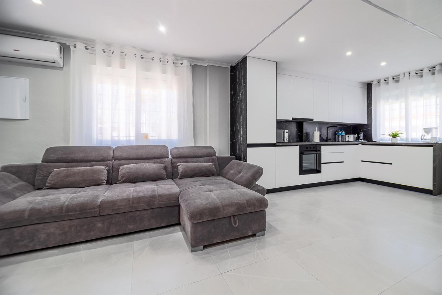 Willa Casa Olivia With Pool Heating Fee Torrevieja Zewnętrze zdjęcie